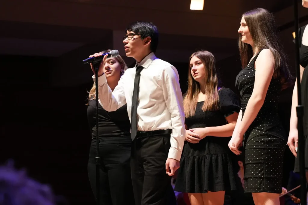 Arts Students Build Strong Leaders in Business
