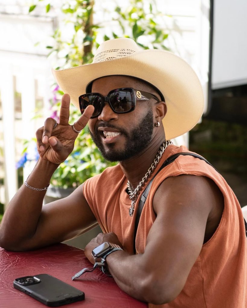 CRAIG FISHBACK headshot